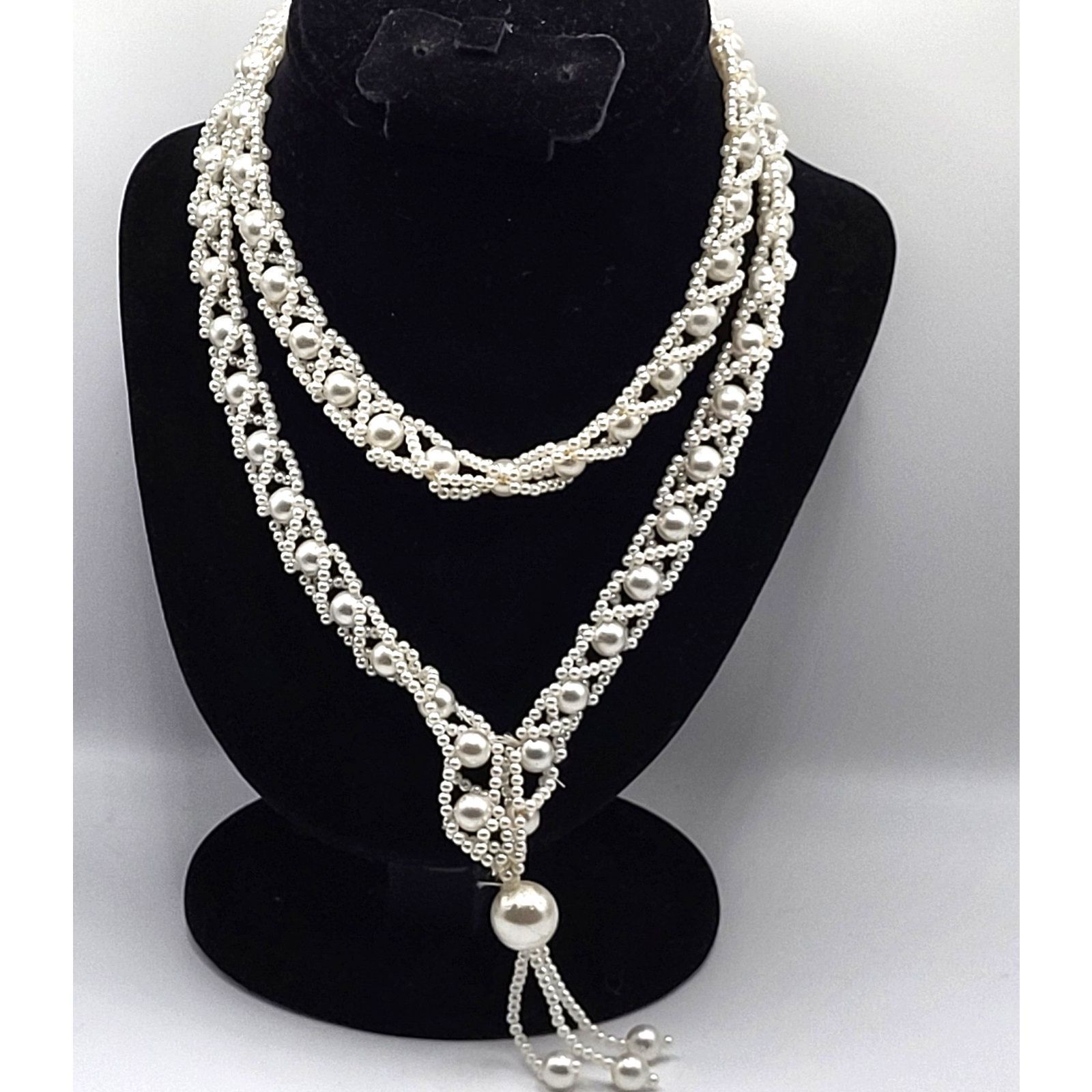 Vintage 60s Simulated Pearl Bolo Lariat 36in 26$
